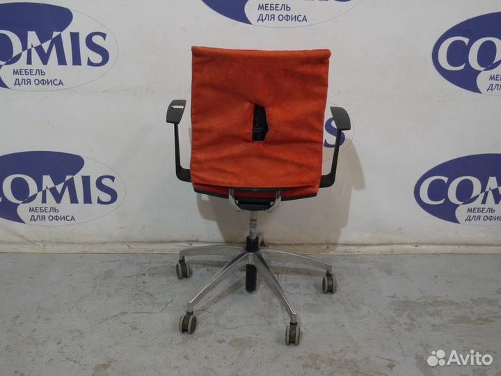 Компьютерное кресло