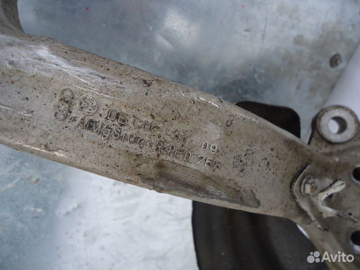 Поворотный кулак/цапфа передняя для Audi A6 C6