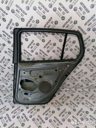 Дверь задняя правая Фольксваген Гольф 5