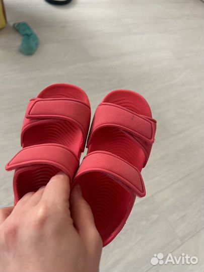 Сандалии Adidas, 27 р