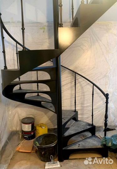 Лестничные перила кованные с монтажем