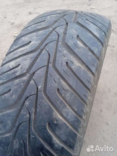 Hankook Ventus ST RH06 255/60 R17 106V