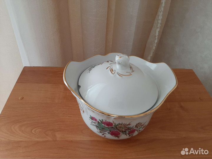 Посуда для подачи на стол первых и вторых блюд