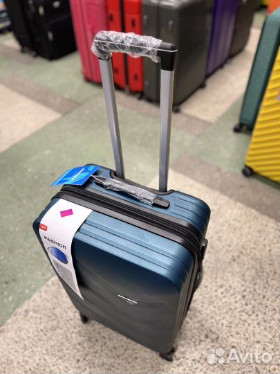 Чемоданы резиновые