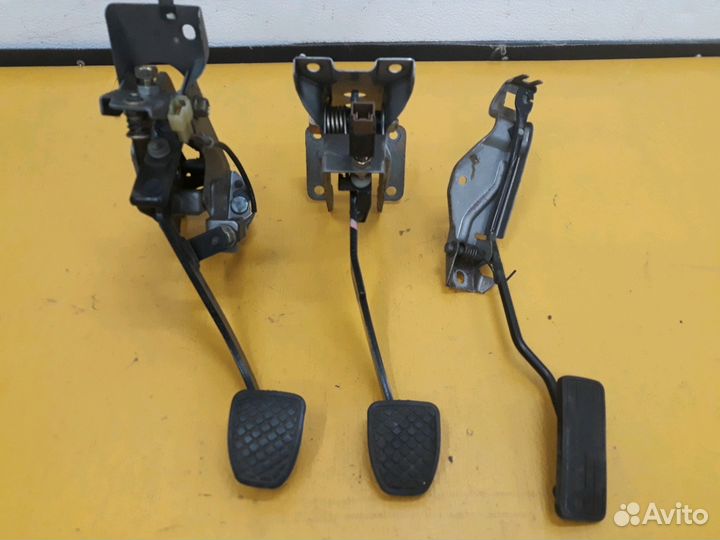 Педальный узел Subaru Impreza WRX STI, GDB, EJ20