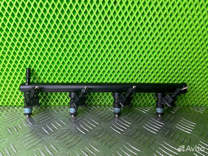 Форсунка топливная Renault Megane 2 K4J730 1.4 98