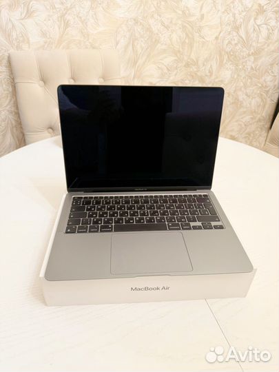 Apple macbook air 13 2020 m1 8gb 256