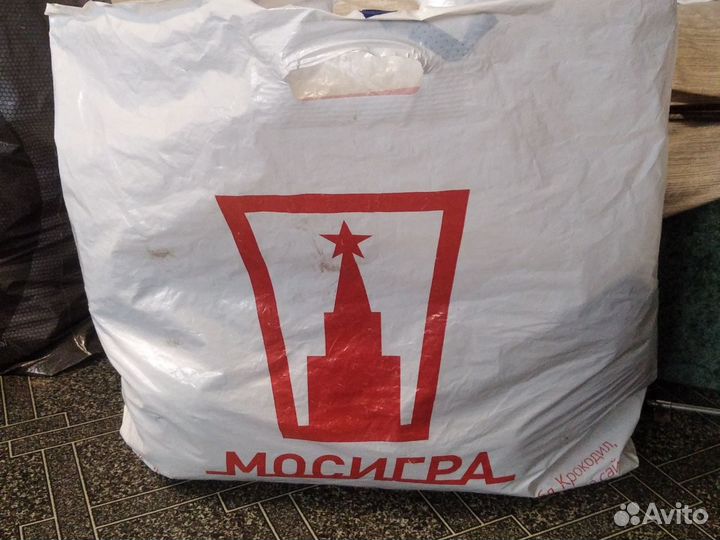 Фирменные вещи на девочку подростка