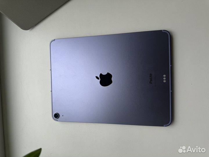 iPad air 5 64 m1 sim (lte)