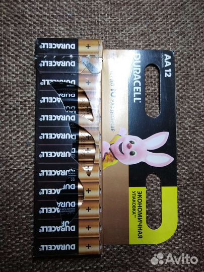 Батарейка пальчиковая Дюрасел