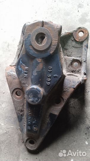 Кронштейн рессоры Ман f 90