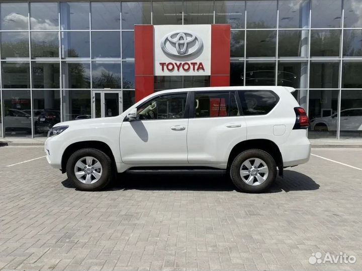 Toyota Land Cruiser Prado 2.8 AT, 2022