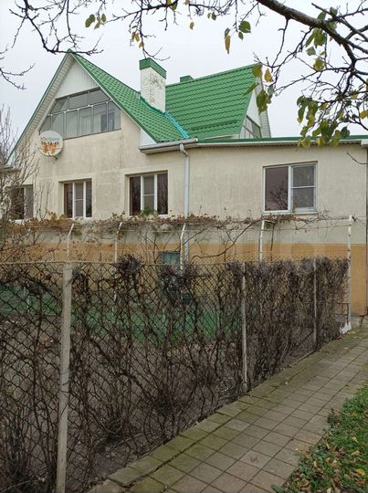 Коттедж 230 м² на участке 14 сот.