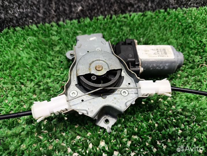 Стеклоподъемник задний левый Nissan Pathfinder