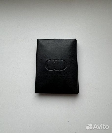 Dior компактное зеркало и матирующие салфетки