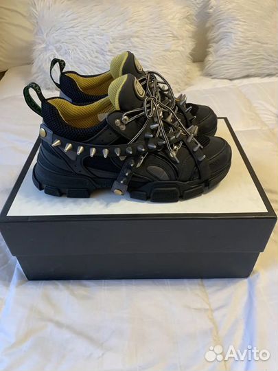 Gucci flashtrek