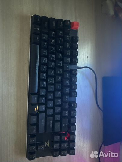 Механическая клавиатура Blade pro