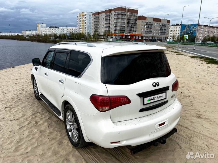 Infiniti QX56 5.6 AT, 2011, 200 000 км