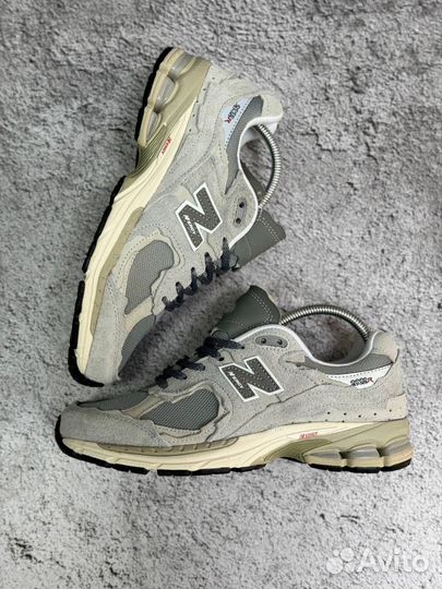 Кроссовки New Balance 2002r
