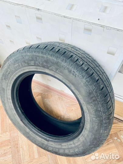 Continental ContiCrossContact LX 215/65 R16