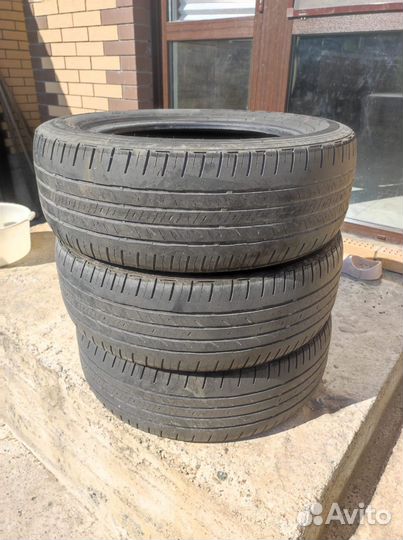 Bridgestone Dueler H/T 215/60 R17