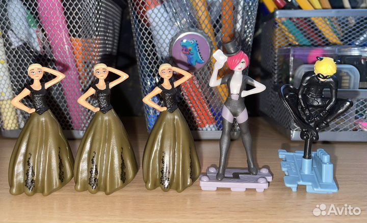 Фигурки Kinder Сюрприз Леди Баг и Супер Кот