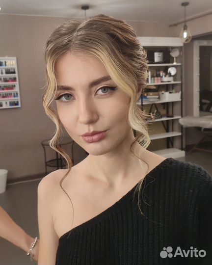 Свадебный стилист