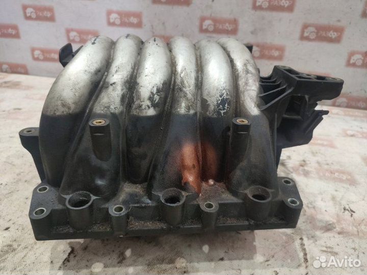 Коллектор впускной Audi A6 С5 2 1998