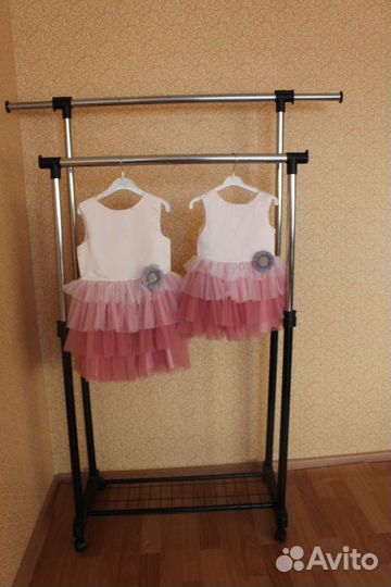 Одинаковые платья для девочек