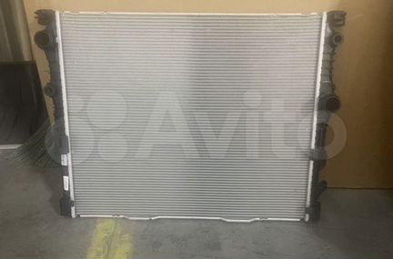 Радиатор охлаждения для bmw g30