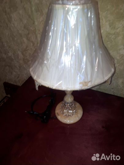 Лампа настольная