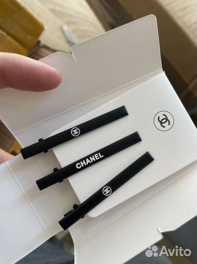 Два набора Заколки для волос chanel vip gift
