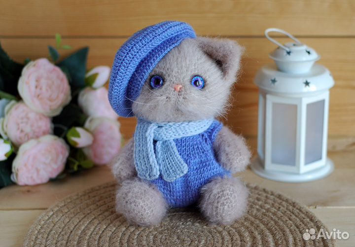 Мягкая вязаная игрушка Кот