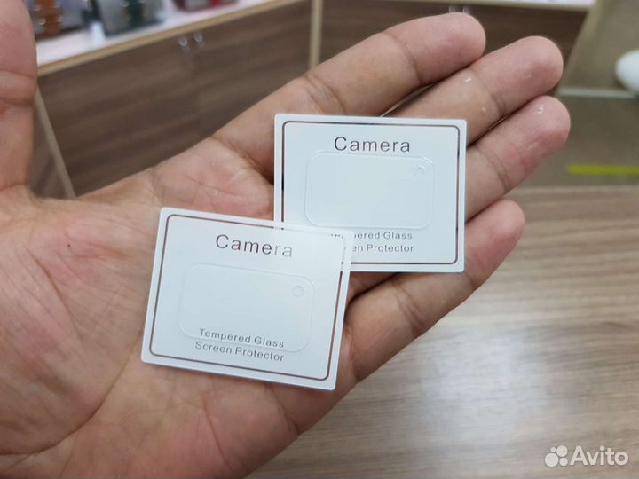 Защитное стекло на камеру Samsung S20 plus