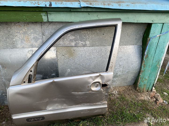 Дверь niva chevrolet бу