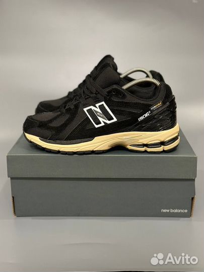 Кроссовки New Balance 1906 (42)