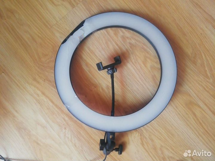 Кольцевая лампа 36 см