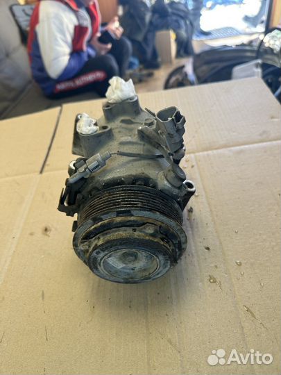 Компонсслр кондиционера Toyota Camry 40 3.5 2GR