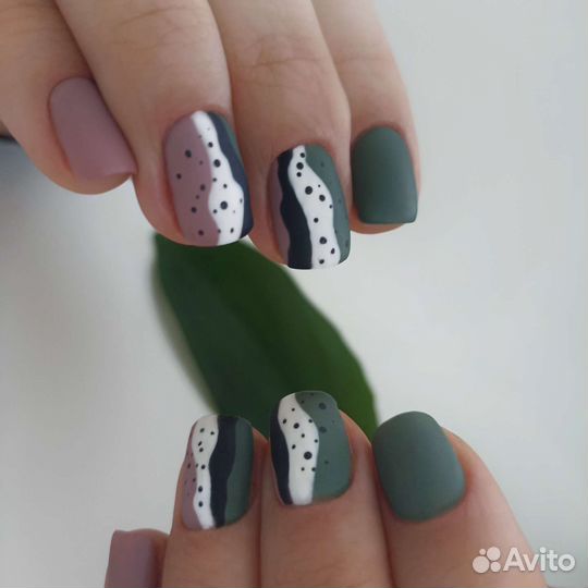 Маникюр Педикюр