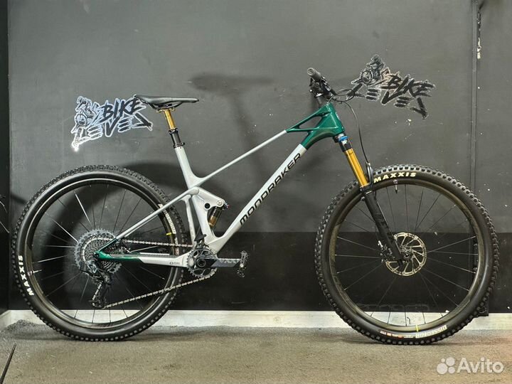 Премиум Mondraker Raze Carbon RR SL