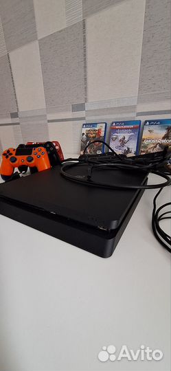 Игровая приставка ps4 slim