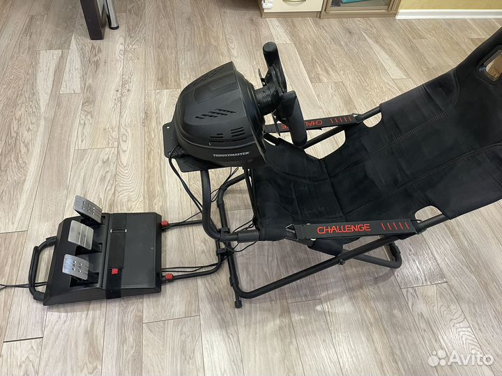Руль thrustmaster t300