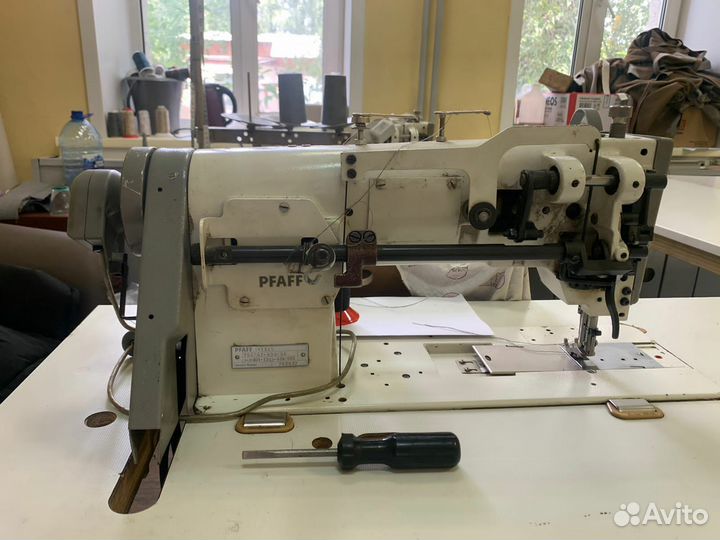 Швейная машина Pfaff 1245 с тройным продвижением