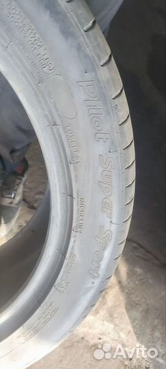 Michelin Pilot Super Sport 255/45 R19 100Y