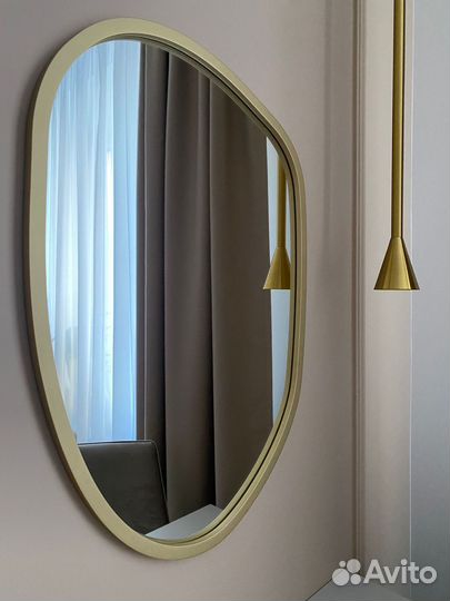Зеркало в спальню новое Acorn золотая эмаль