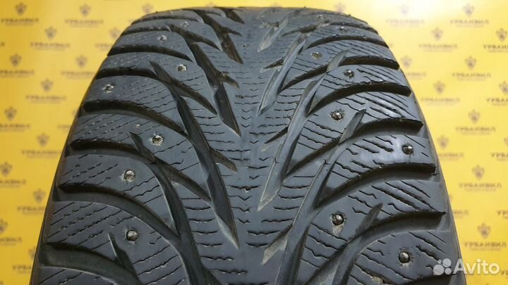 Yokohama Ice Guard IG35 235/45 R17 97T