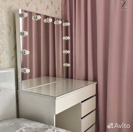 Гримёрное зеркало Infinity + столик