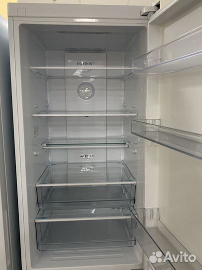 Холодильник Haier C2F637cwmv