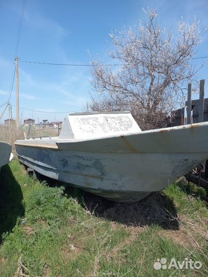 Байда Касатка 710