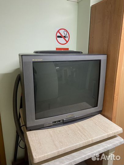 Телевизор panasonic